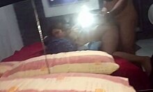 अमेचुर पोर्न वीडियो में एक मोटी मैक्सिकन स्लट गुदा लेती हुई और वीर्य निगलती हुई दिखाई देती है।