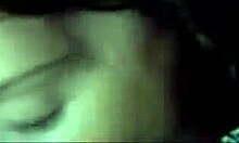 Fantastisk muntlig video av tenåringsvixen som jobber med den nydelige munnen sin