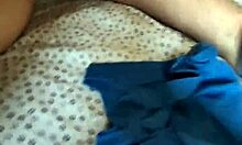 A namorada italiana recebe uma ejaculação em sua vagina raspada